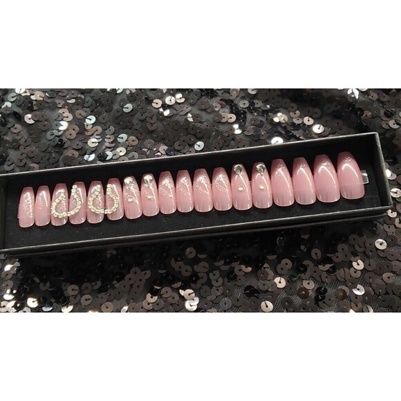 Gracie Press On Nail Set - Picture 2 of 2